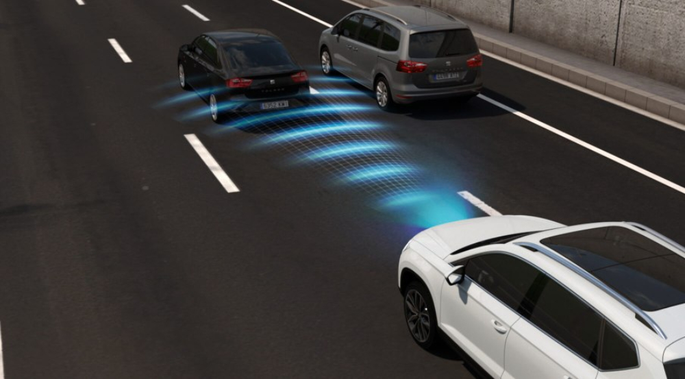 Công nghệ lái tự động khi tắc đường với khả năng căn chỉnh vị trí linh hoạt