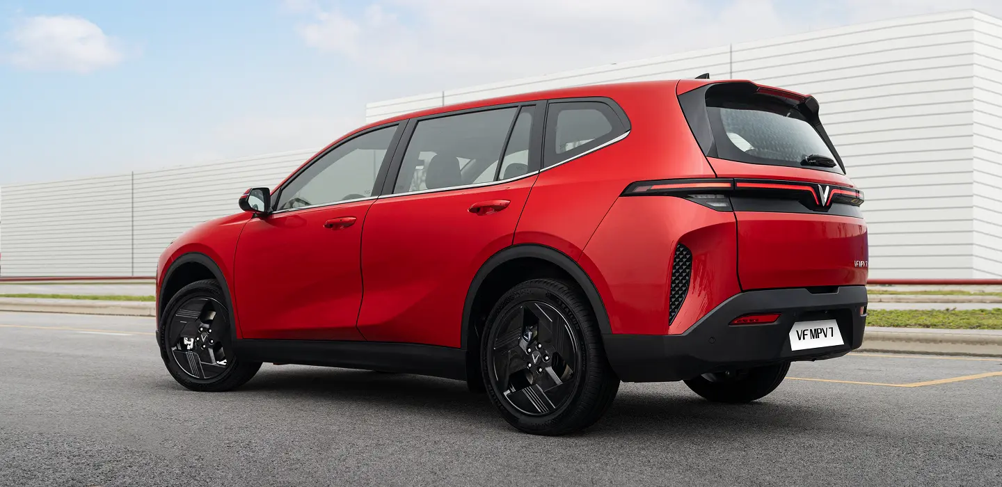 VinFast MPV 7 mẫu xe d&agrave;nh cho gia đ&igrave;nh 
