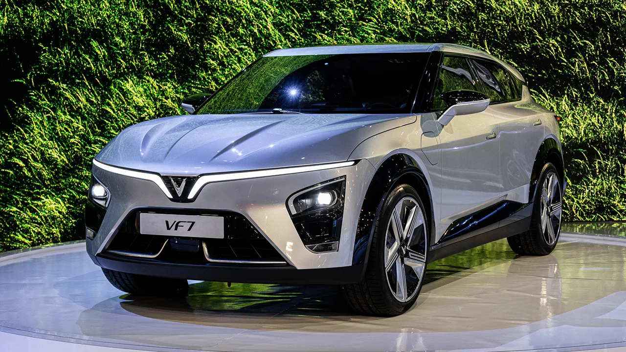 VF 7 đòng xe điện với công nghệ vượt trội