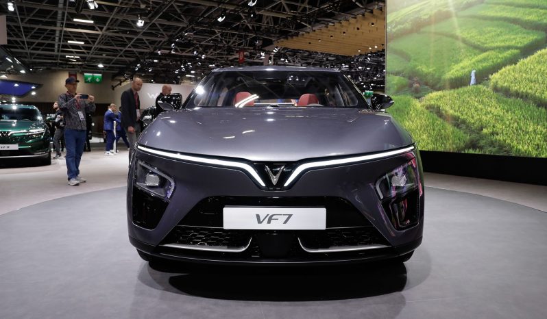 VinFast Vf 7 mẫu SUV thể thao