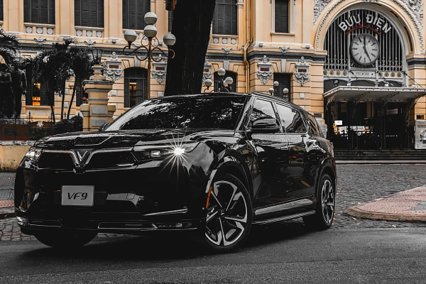 VinFast VF 9